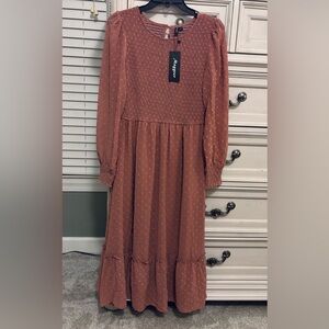 NWT Women’s Rust Colored Long Sleeve Midi Dress Size Medium